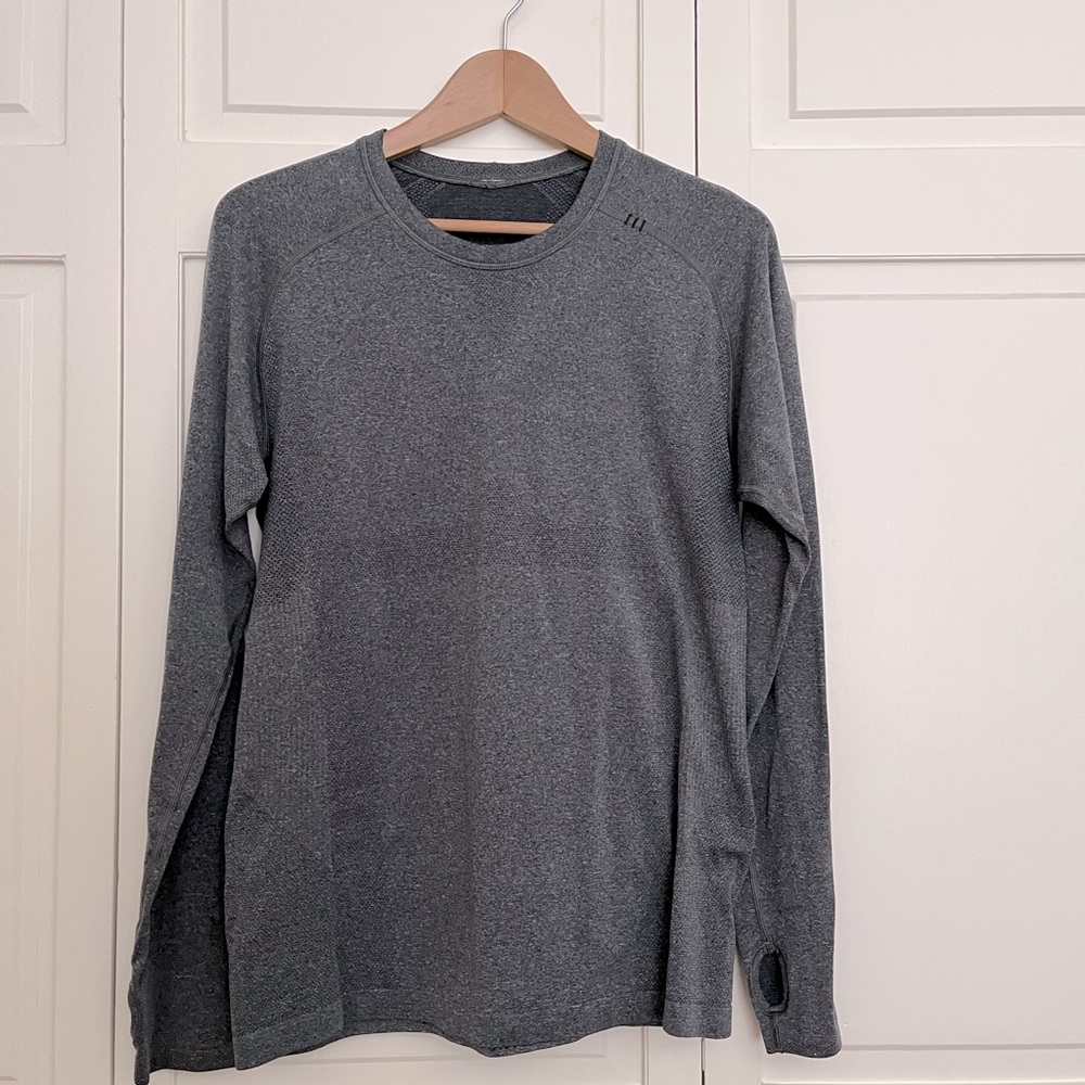 lululemon athletica Gray Long Sleeve Tee